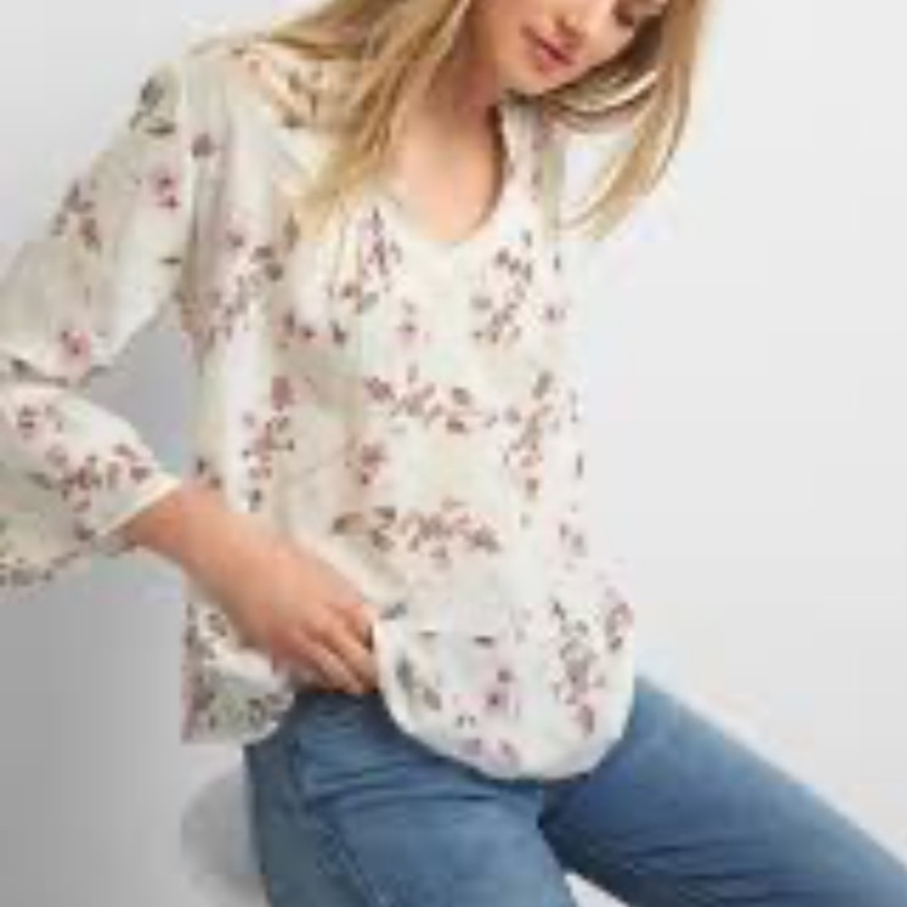 Gap Pin-Tuck Bell Sleeve Top